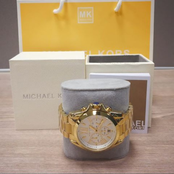 **SOLD** MICHAEL KORS MK-6266 CHRONOGRAPH 24 HOURS - Picture 5 of 8